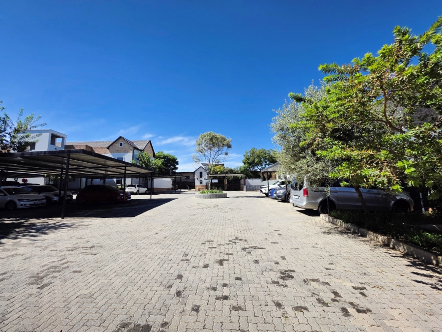 2 Bedroom Property for Sale in Ferndale Gauteng