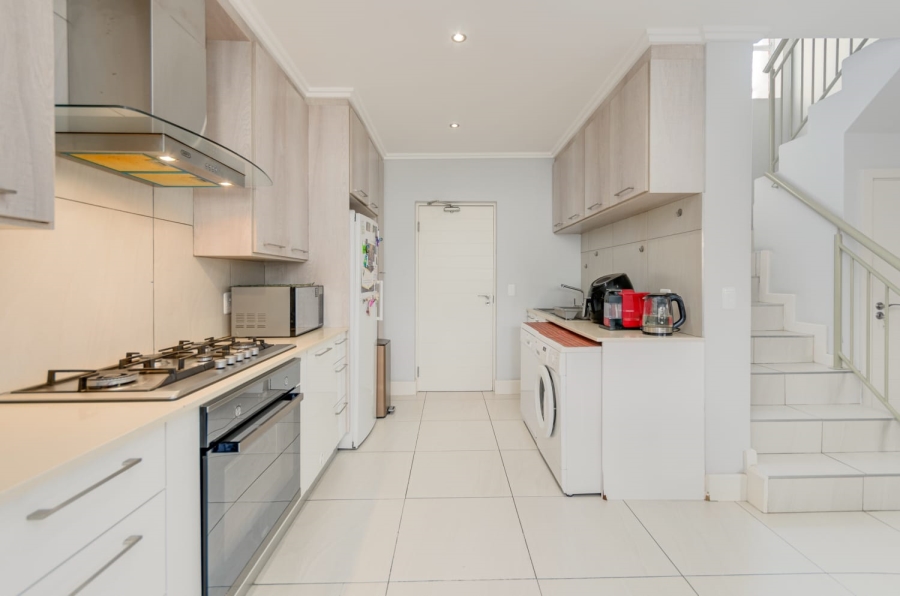 3 Bedroom Property for Sale in Bryanston Gauteng