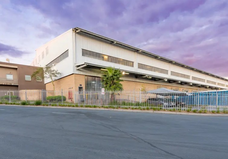 To Let Commercial Property for Rent in Halfway House Gauteng