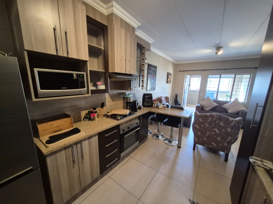 2 Bedroom Property for Sale in Moregloed Gauteng