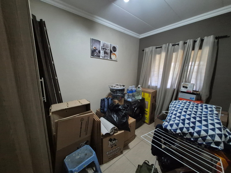 2 Bedroom Property for Sale in Moregloed Gauteng