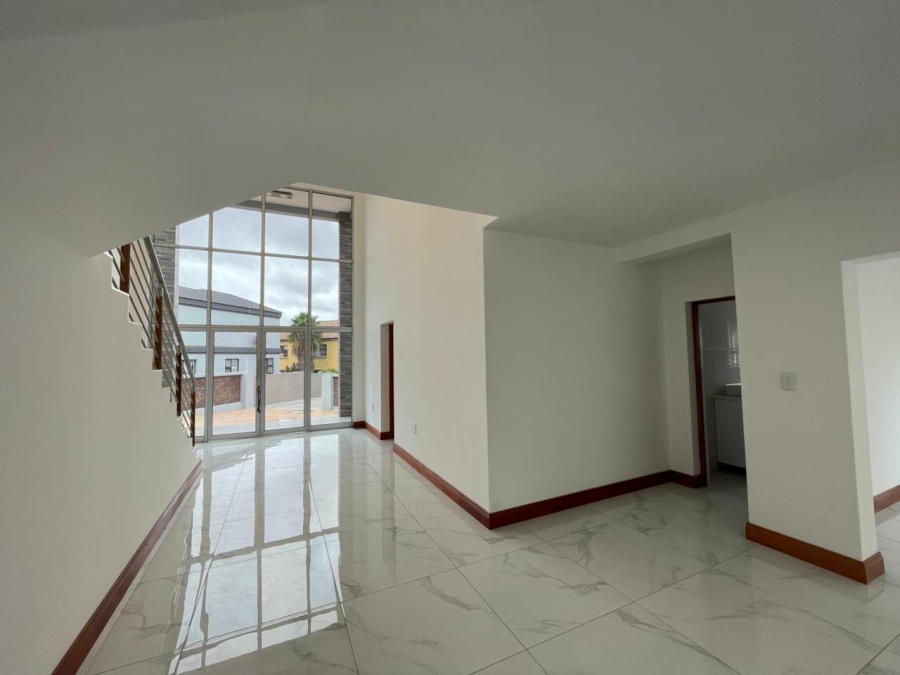 To Let 5 Bedroom Property for Rent in Sagewood Gauteng