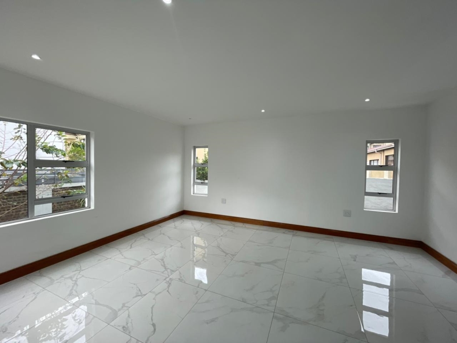 To Let 5 Bedroom Property for Rent in Sagewood Gauteng