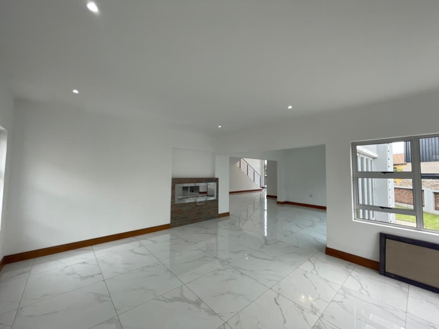 To Let 5 Bedroom Property for Rent in Sagewood Gauteng