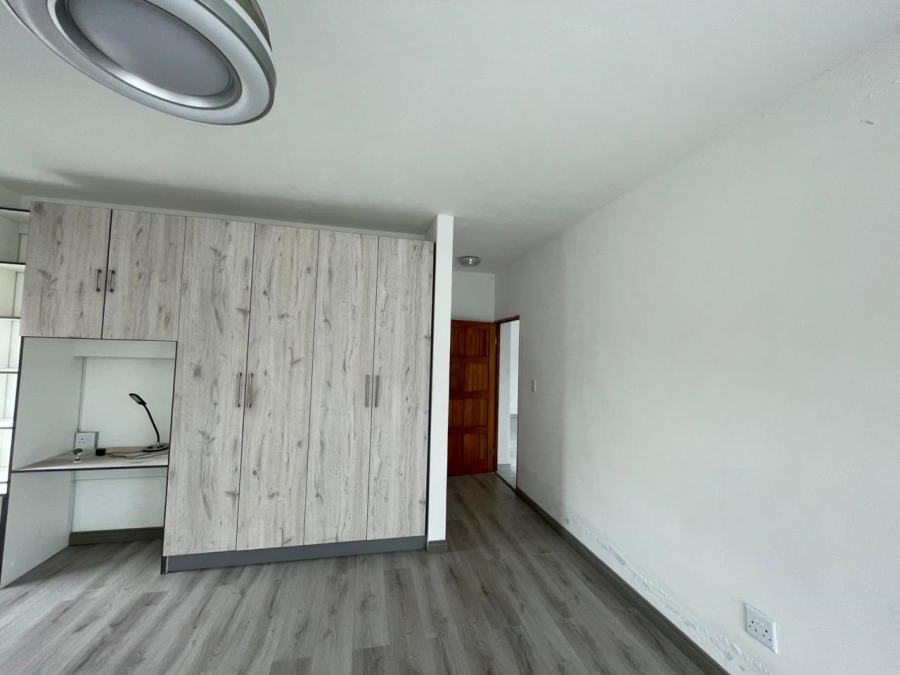 To Let 5 Bedroom Property for Rent in Sagewood Gauteng