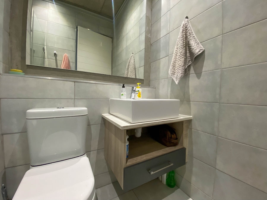 2 Bedroom Property for Sale in Brooklyn Gauteng