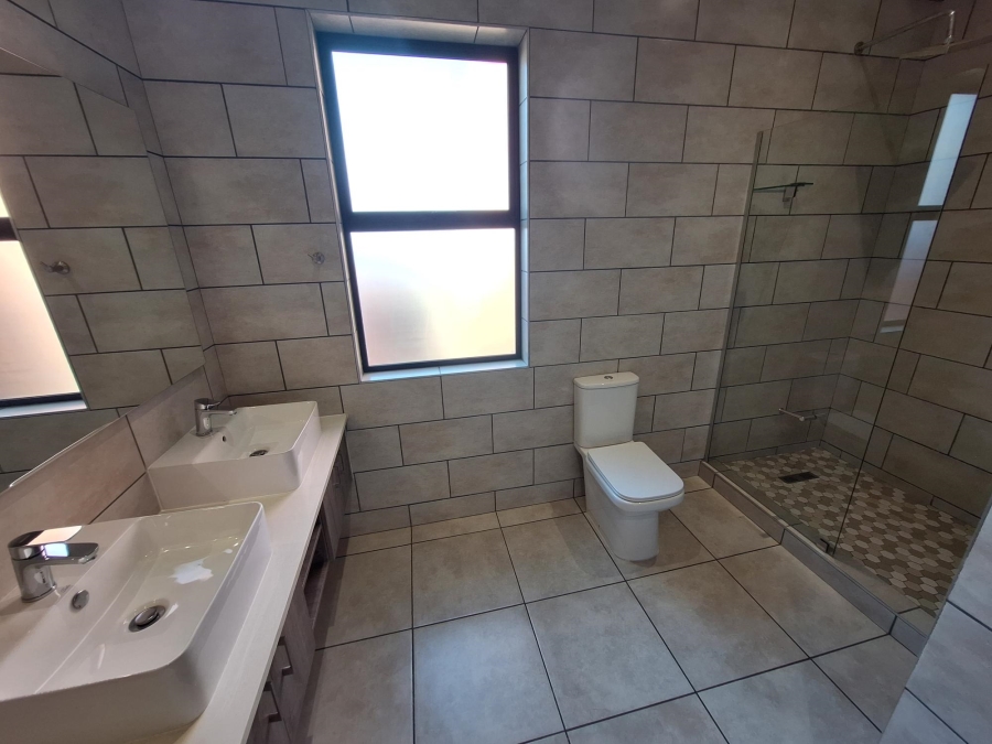 3 Bedroom Property for Sale in Six Fountains Residential Estate Gauteng