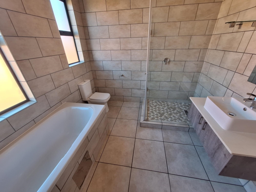3 Bedroom Property for Sale in Six Fountains Residential Estate Gauteng