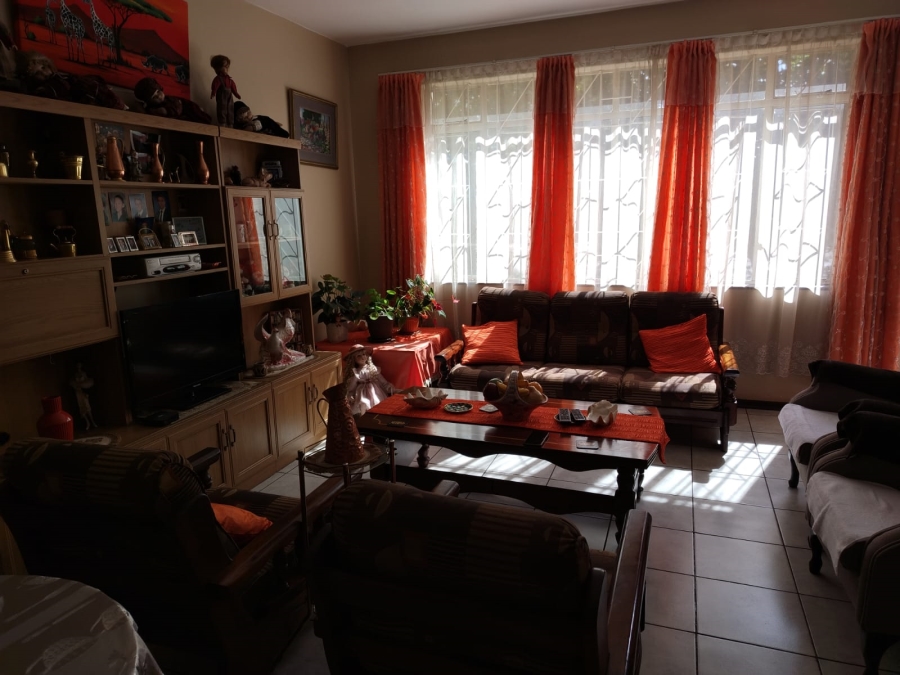 2 Bedroom Property for Sale in Vanderbijlpark CW 3 Gauteng