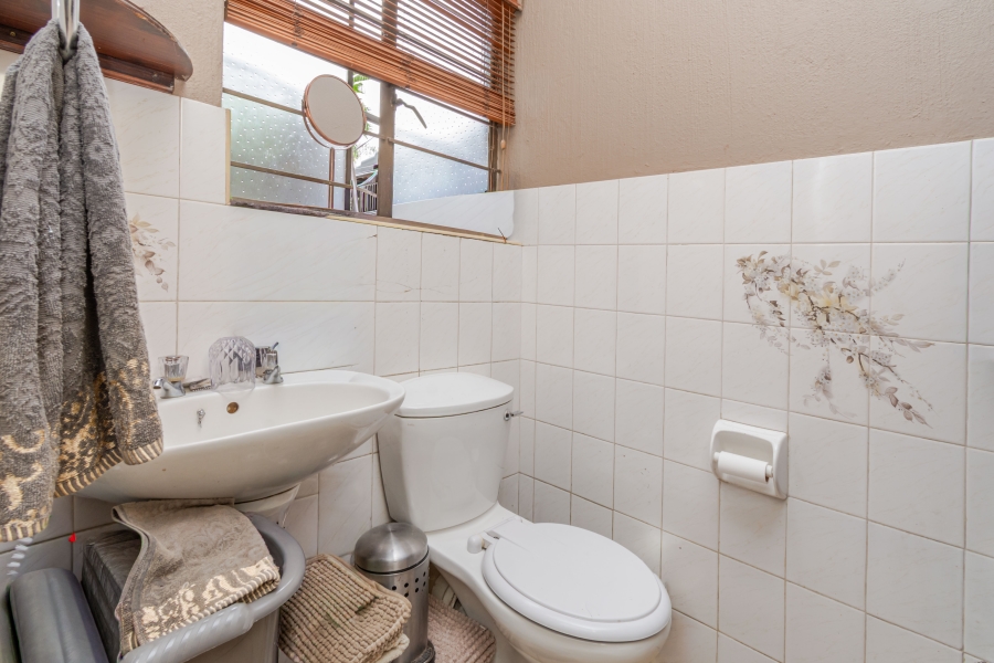 6 Bedroom Property for Sale in Fourways Gauteng