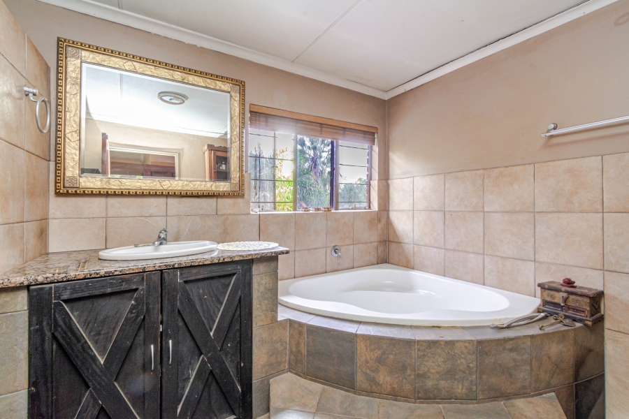 6 Bedroom Property for Sale in Fourways Gauteng