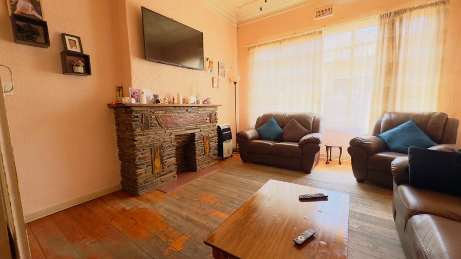 4 Bedroom Property for Sale in Bezuidenhout Valley Gauteng