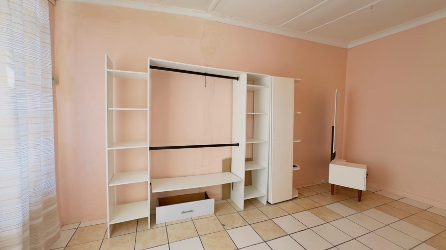 4 Bedroom Property for Sale in Bezuidenhout Valley Gauteng