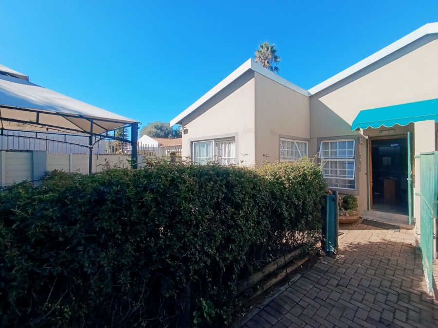 3 Bedroom Property for Sale in Meyersdal Gauteng