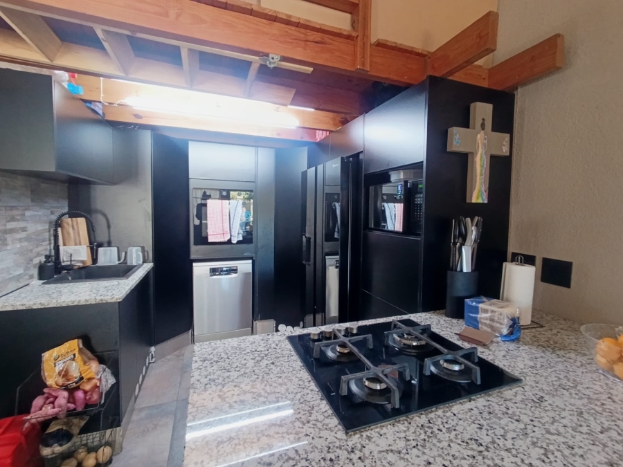 3 Bedroom Property for Sale in Meyersdal Gauteng