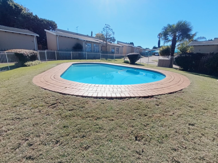 3 Bedroom Property for Sale in Meyersdal Gauteng