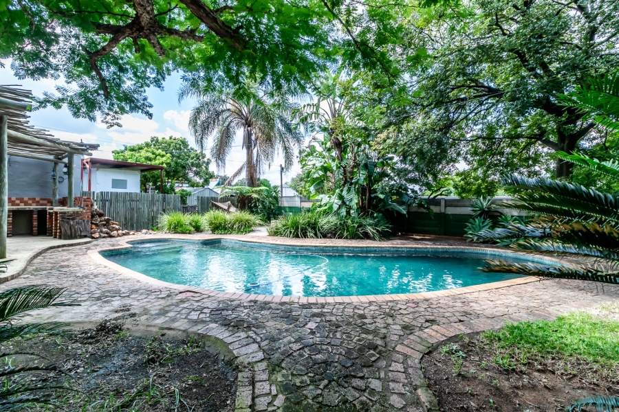 5 Bedroom Property for Sale in Rietfontein Gauteng
