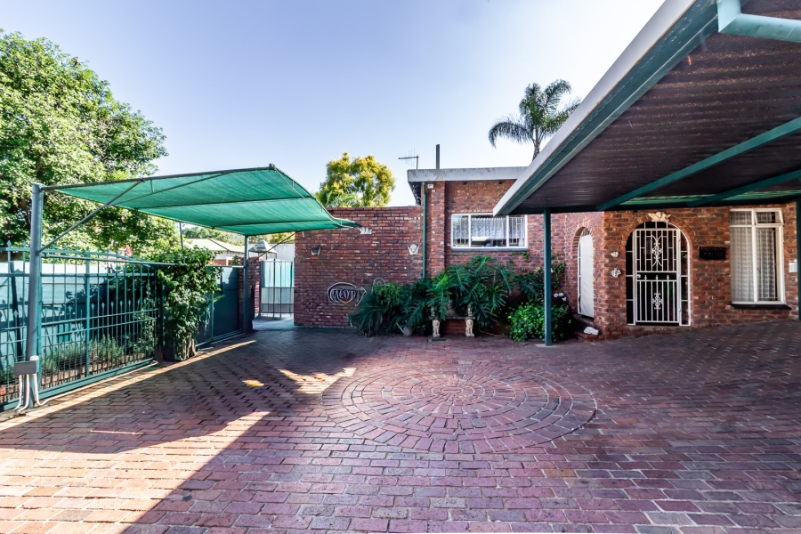 3 Bedroom Property for Sale in Wonderboom South Gauteng