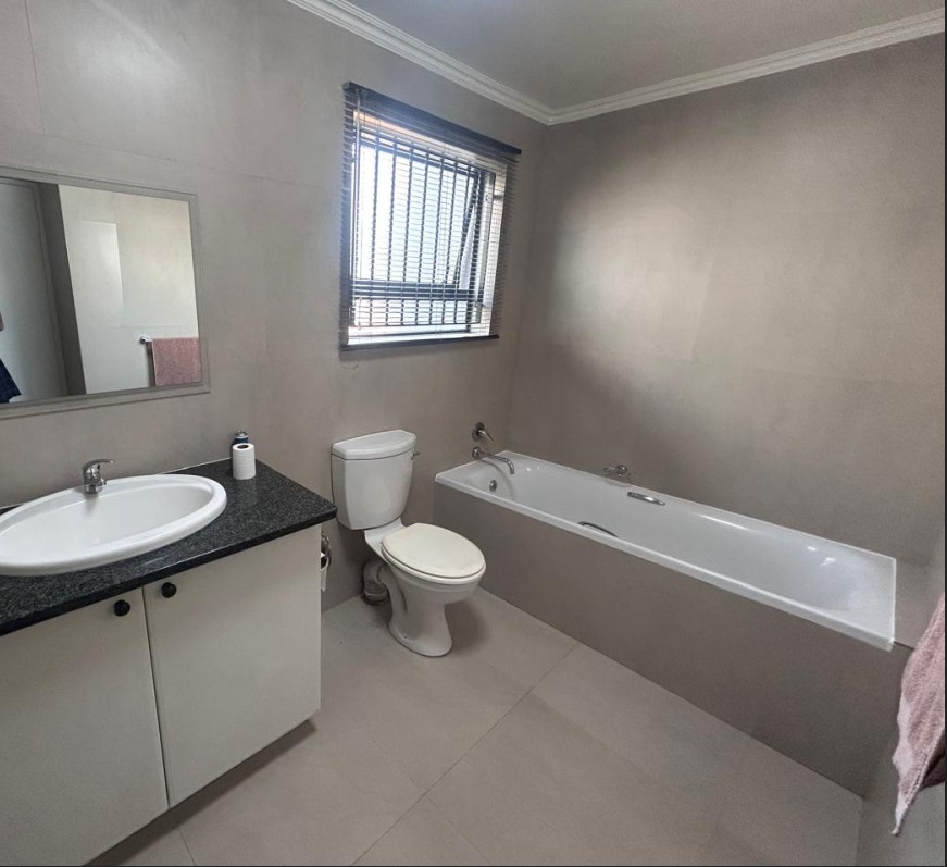 1 Bedroom Property for Sale in Oriel Gauteng