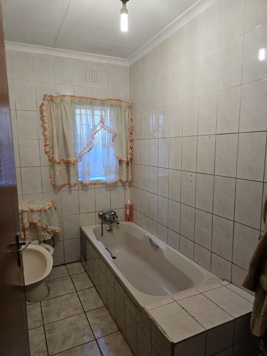 3 Bedroom Property for Sale in Jiyana Gauteng