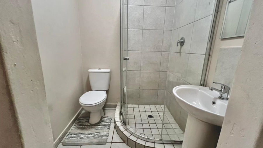 3 Bedroom Property for Sale in Kenleaf Gauteng