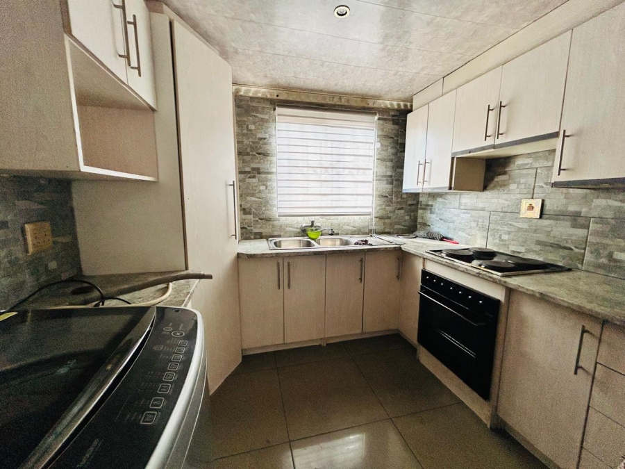 2 Bedroom Property for Sale in New Payneville Gauteng