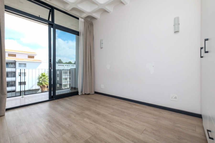To Let 2 Bedroom Property for Rent in Illovo Gauteng