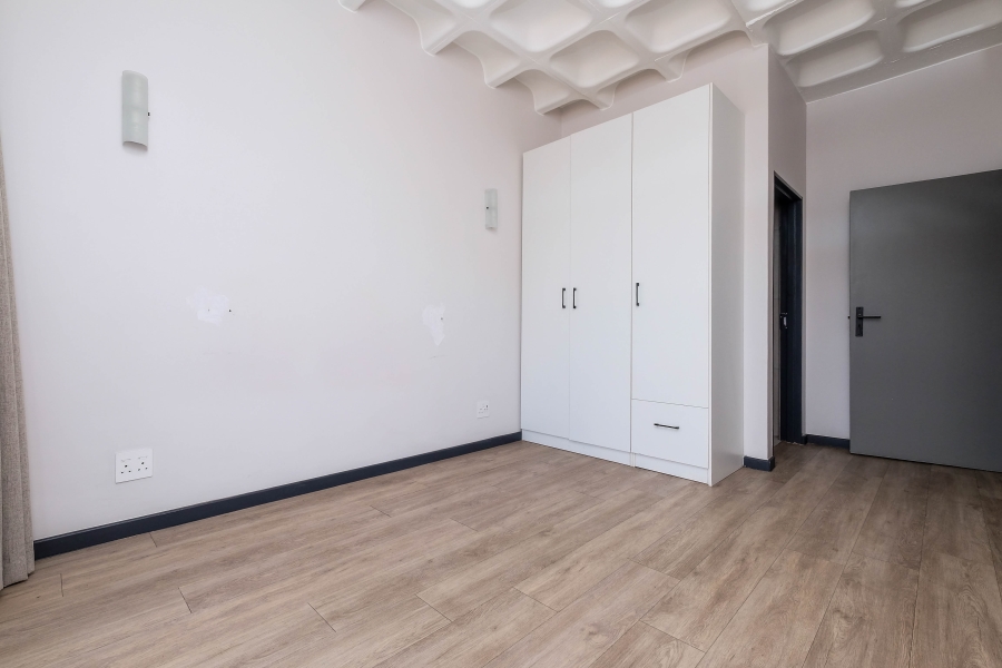 To Let 2 Bedroom Property for Rent in Illovo Gauteng