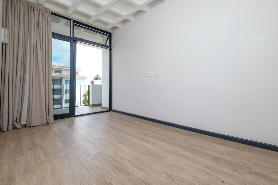 To Let 2 Bedroom Property for Rent in Illovo Gauteng