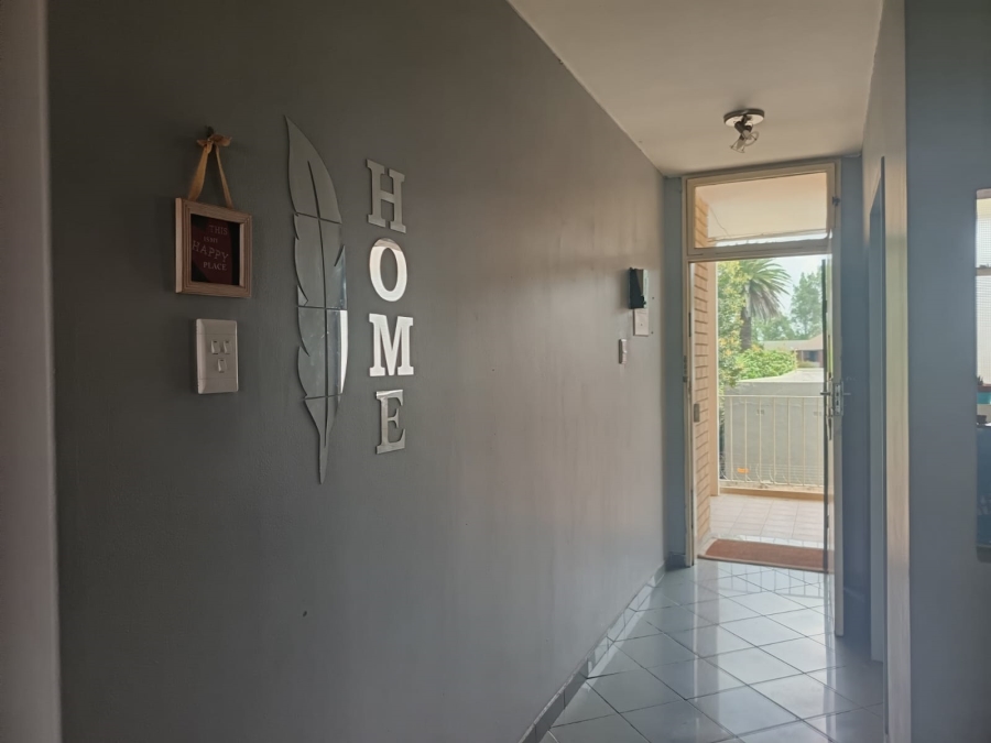 2 Bedroom Property for Sale in Three Rivers Gauteng