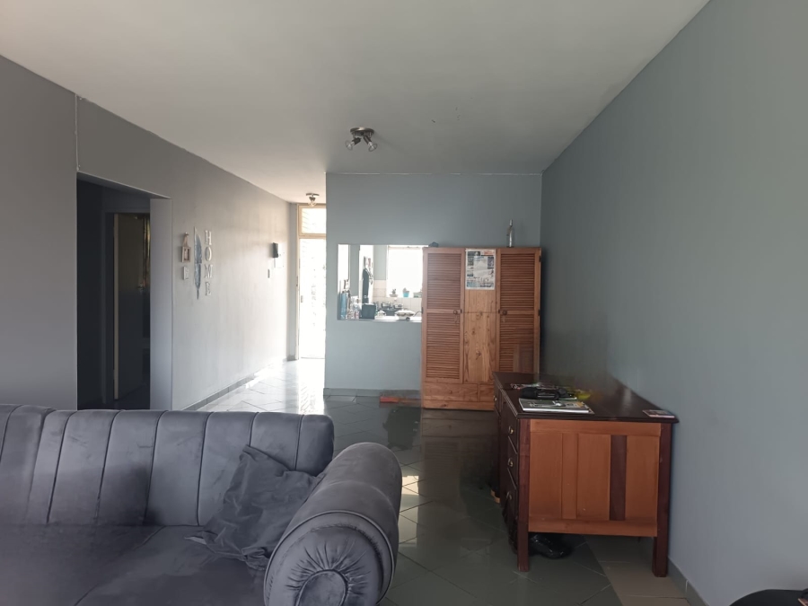 2 Bedroom Property for Sale in Three Rivers Gauteng