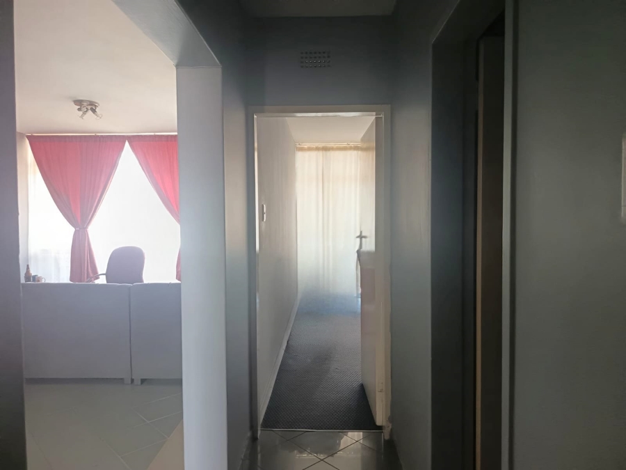 2 Bedroom Property for Sale in Three Rivers Gauteng