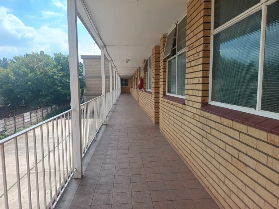 2 Bedroom Property for Sale in Three Rivers Gauteng