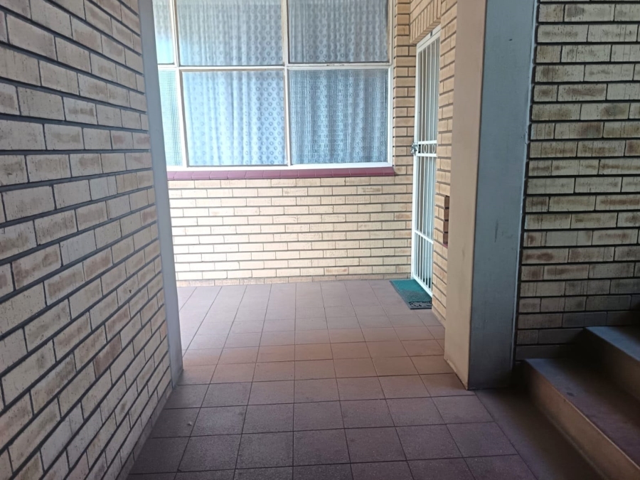 2 Bedroom Property for Sale in Three Rivers Gauteng