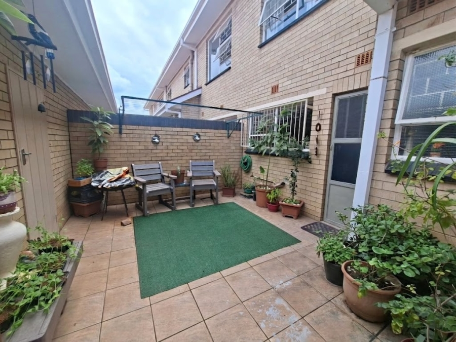 3 Bedroom Property for Sale in Three Rivers Proper Gauteng
