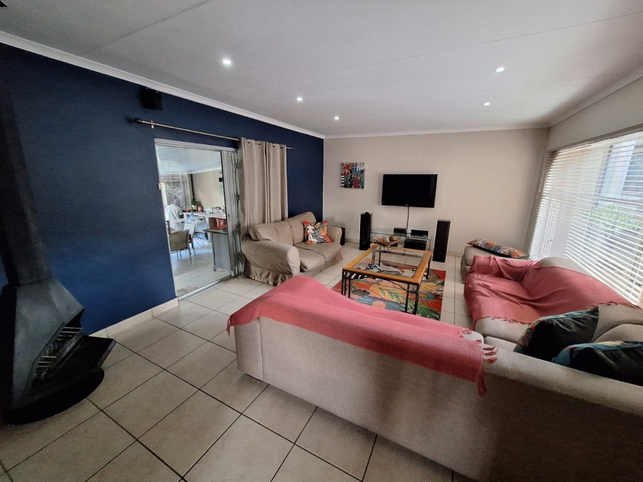 5 Bedroom Property for Sale in Vanderbijlpark SE Gauteng