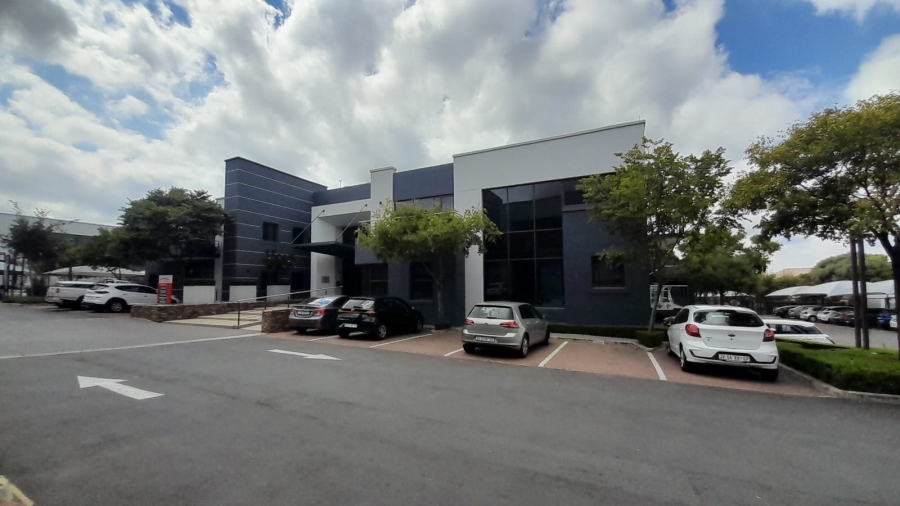 To Let Commercial Property for Rent in Vorna Valley Gauteng