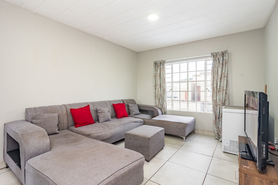 3 Bedroom Property for Sale in Roodekrans Gauteng