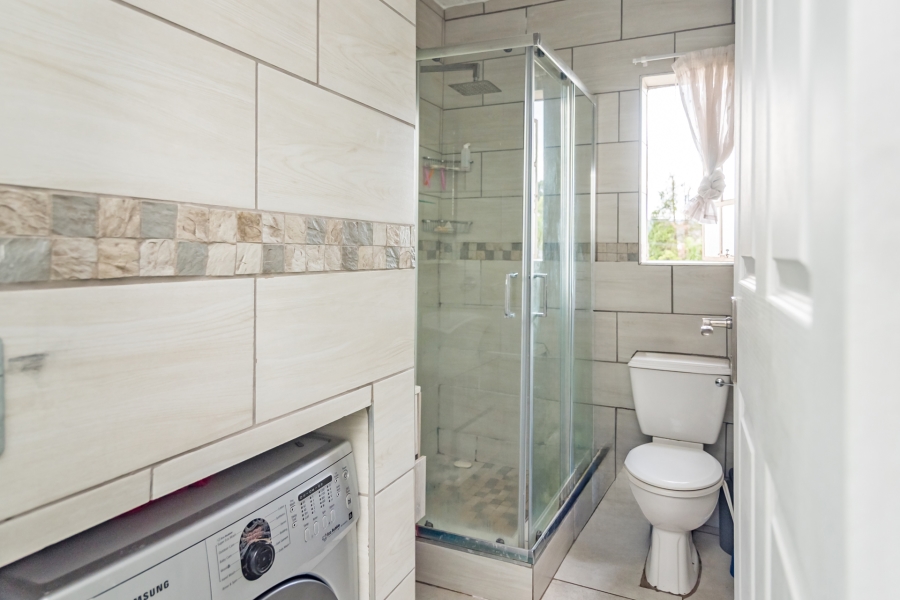 3 Bedroom Property for Sale in Roodekrans Gauteng