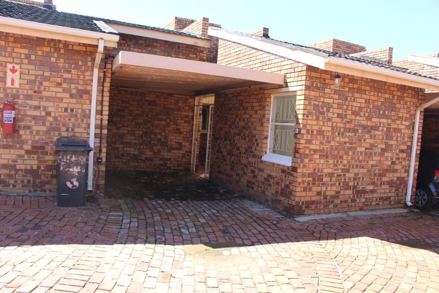 3 Bedroom Property for Sale in Hamberg Gauteng