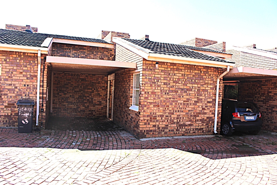 3 Bedroom Property for Sale in Hamberg Gauteng