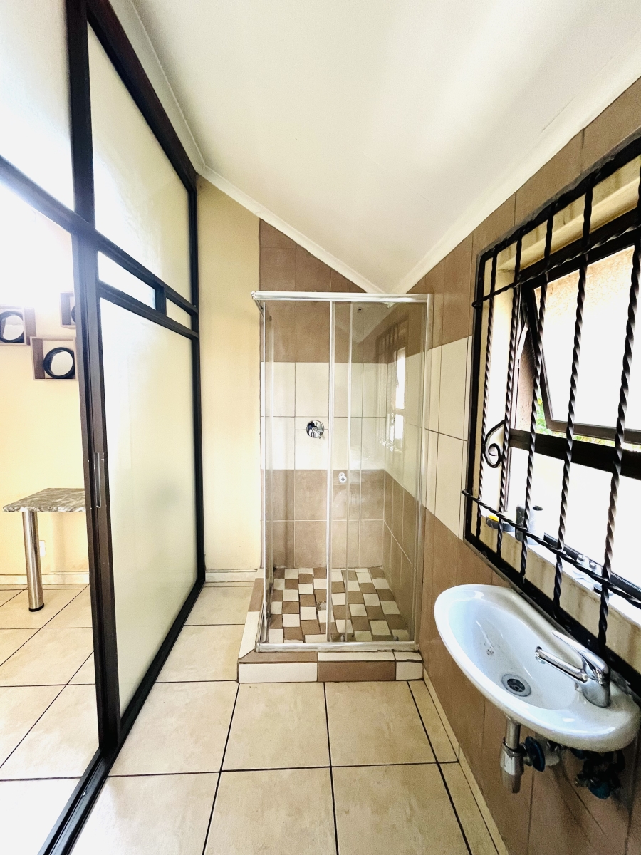 3 Bedroom Property for Sale in Vanderbijlpark SE 10 Gauteng