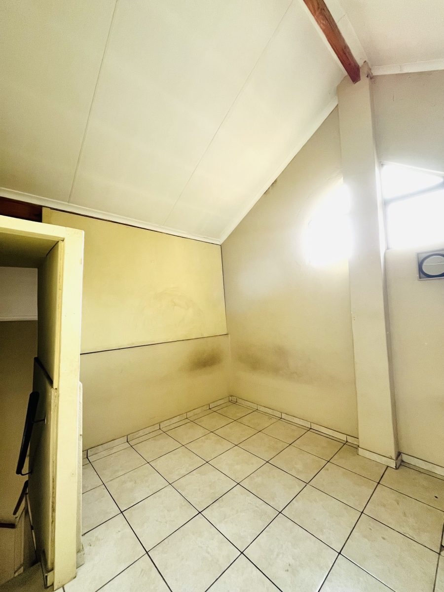 3 Bedroom Property for Sale in Vanderbijlpark SE 10 Gauteng