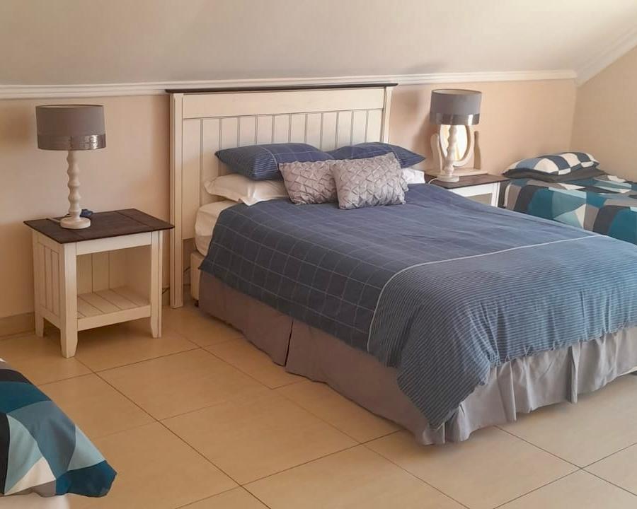 5 Bedroom Property for Sale in Lochvaal Gauteng