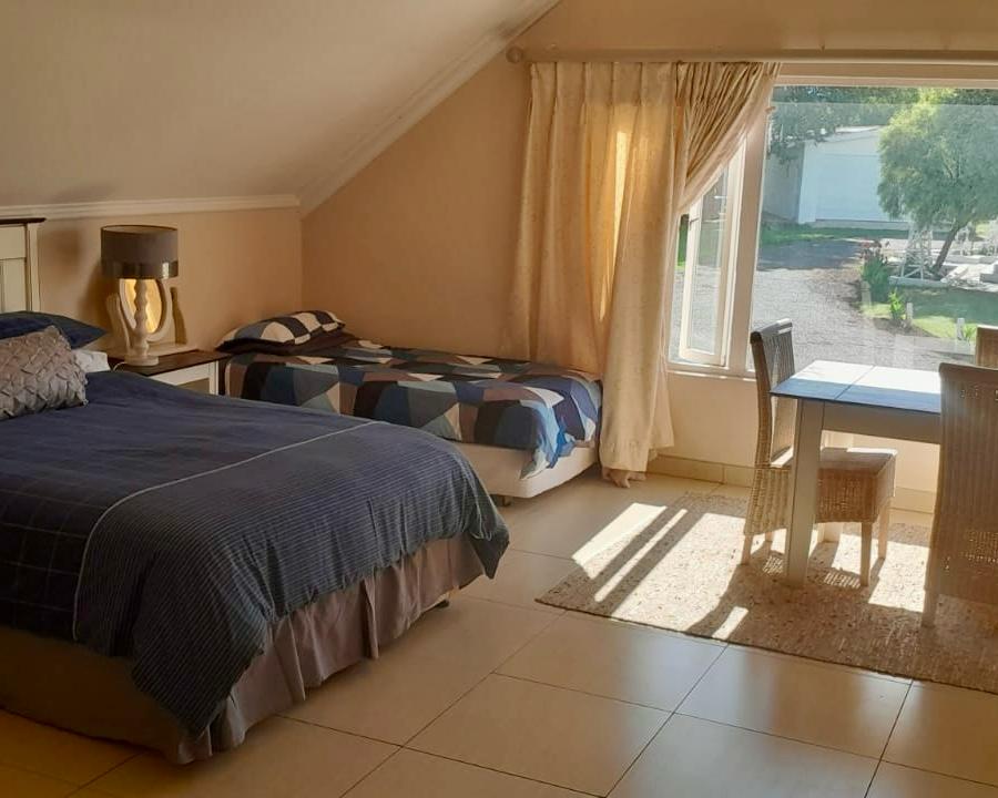 5 Bedroom Property for Sale in Lochvaal Gauteng