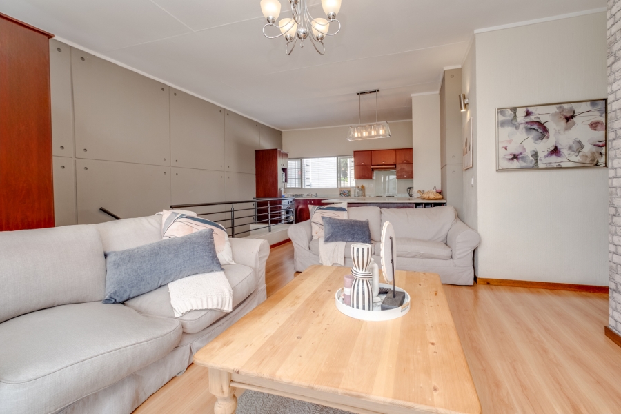 2 Bedroom Property for Sale in Broadacres Gauteng