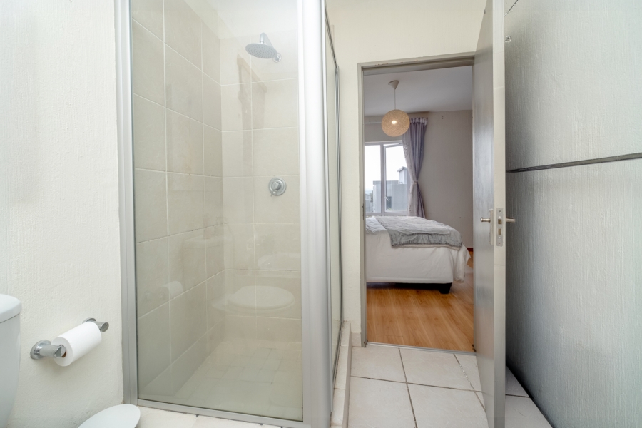 2 Bedroom Property for Sale in Broadacres Gauteng