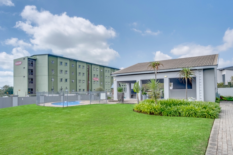2 Bedroom Property for Sale in Broadacres Gauteng