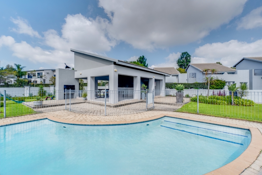 2 Bedroom Property for Sale in Broadacres Gauteng