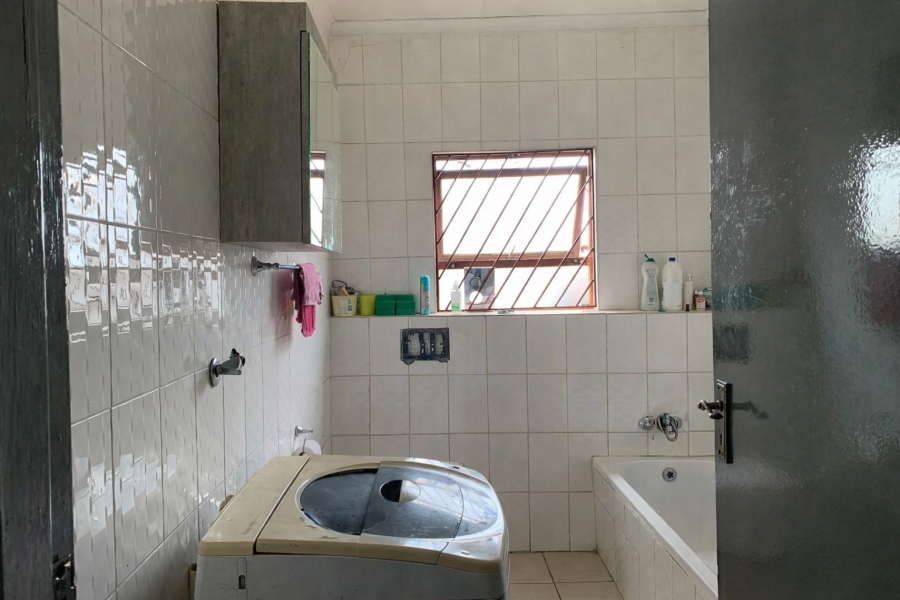 3 Bedroom Property for Sale in Mohlakeng Gauteng